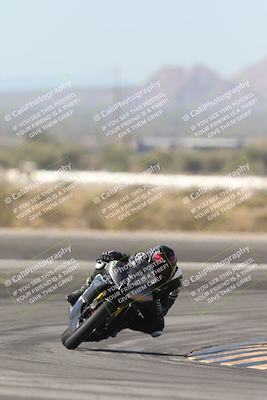 media/Oct-26-2025-Race Pace (Sun) [[c1447ca738]]/Verified/6-Turn 11 (1125am)/